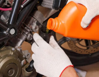 ciri-ciri-oli-motor-harus-diganti