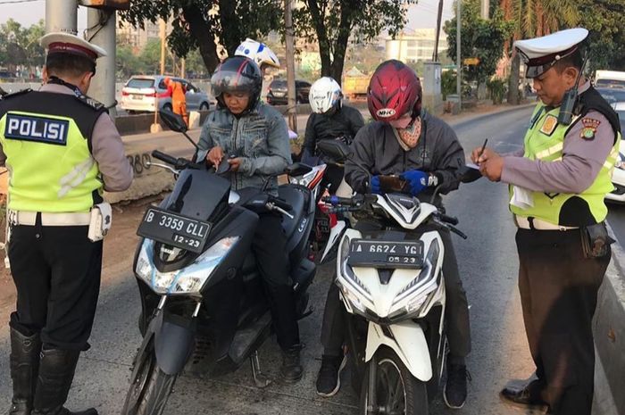 Arti Warna Surat Tilang dan Mekanisme Mengurusnya