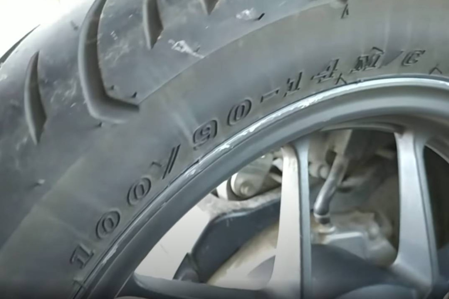 Cara membaca kode ban motor